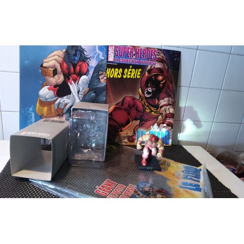 Figurine Plomb Collection Marvel Super Héroes Hors Série N° 02 : Le Fléau Avec Son Fascicule