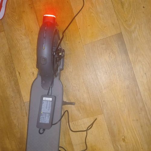 Trottinette Xiaomi Essential 2024