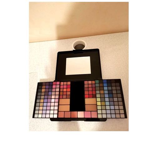 Malette Nocibé Ombre Paupieres Miroir Fard De Maquillage Be@Uty Palette Make Up 120 Fards 30 Gloss 10 Blush Rouge À Levres Poudre Couleurs Varié Diff Pratic Voyage Panoplie Coloris Eyeshadow Valisette Multicolore