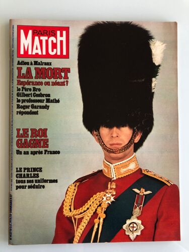Paris Match N° 1437 - Le Prince Charles (Couv’+2p), Charlotte Rampling (2p), Juan Carlos (6p), Olivier De Kersauson, Louis Pradel (4p), Adieu A Marlaux, Jacques Chirac - 10 Décembre 1976