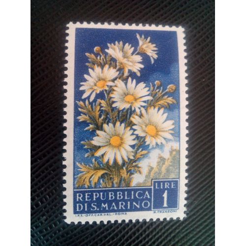 Timbre San Marin Y T 427 Marguerites 1957 ( 130308 )