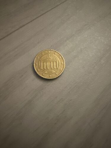 Pièce De 50 Centimes Rare Et Pas Chère À Collectionner
