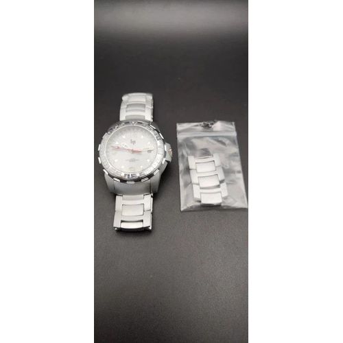 V0157 Lip Aluminuum