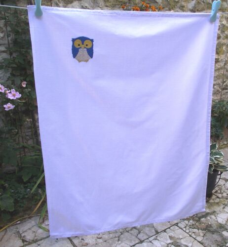 Broderie faite main chouette modèle unique crée par la brodeuse