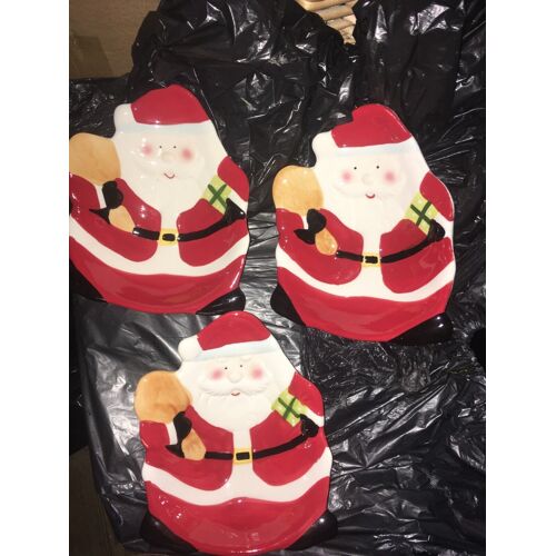 Lot De 3 Grandes Assiettes De Noel -