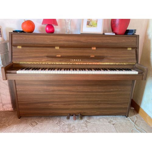Vends Piano D'étude Yamaha Bon État, Accordé