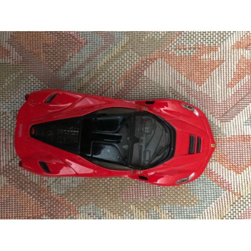 Maquette La Ferrari Rouge Burago 1/43-Burago