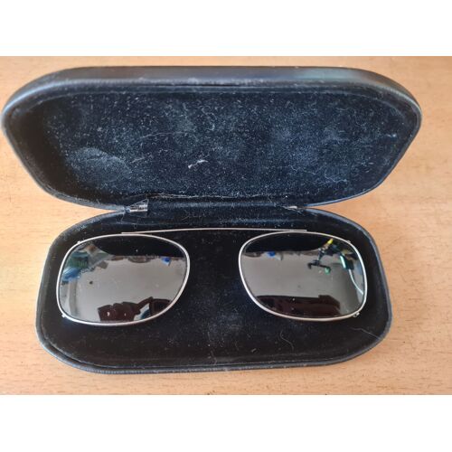Lunettes De Soleil à Clipser, RéSistantes Aux Uv, Porte-Nez Souple, Clip En MéTal, Lunettes De Soleil Portables Pour Une Utilisation En ExtéRieur (Gris-Noir)
