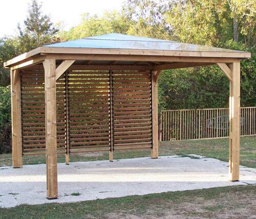 Pool House Blueterm Avec Une Paroi Ventelles