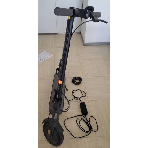 Trotinette Électrique Xiaomi Essential Sous Garantie