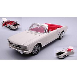 Ford Mustang Convertible James Bond Goldfinger 1964 1/18 Motormax
