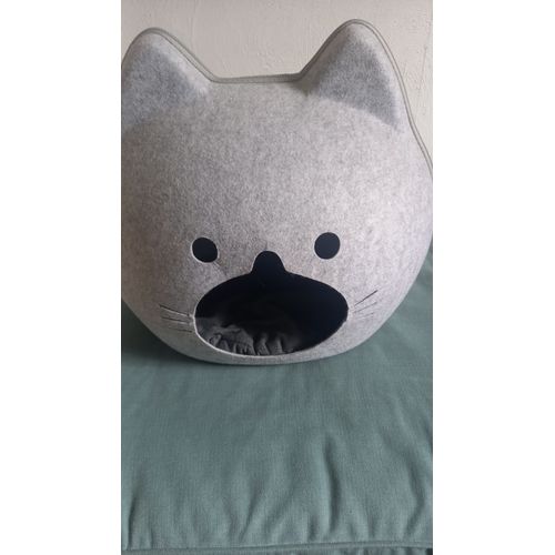 Maison Chat En Feutrine Gris
