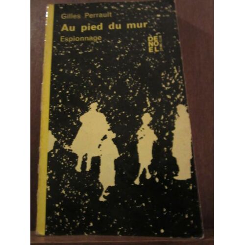Au Pied Du Mur Crime Club N218