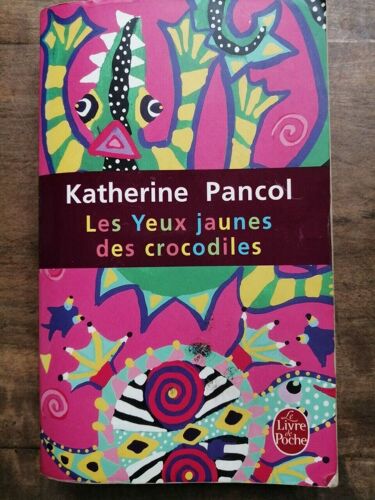 Les Yeux Jaunes Des Crocodiles