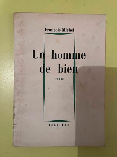 Alyce Shinn Fechter M'toto Le Bébé Éléphant Rouge Et Or Dauphine