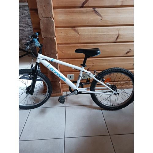 Vends Vélo Btwin Racing Boy 300