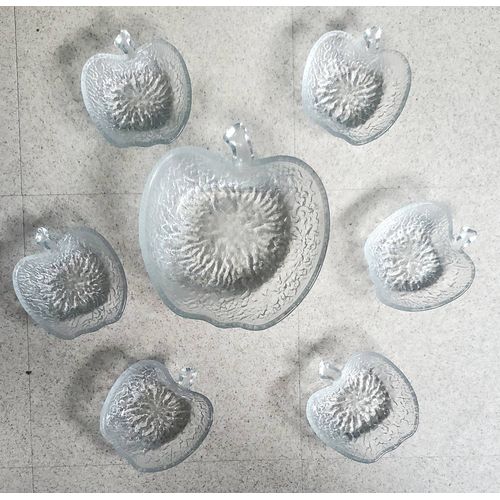 Lot D'Un Saladier Et 6 Coupelles Transparentes En Cristal