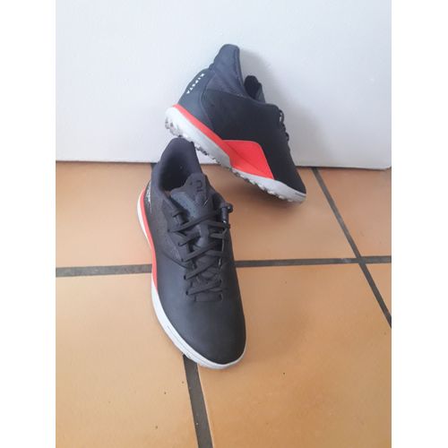 Foot Chaussures D Football Crampons Shoes Viralto 39/40 Noir Rouge Black Red Decathlon Tennis Baskets Lacets Terrain Sport Special Jeune Footballeur Enfant Adulte  Antiglissade Antiderapant  Adherer
