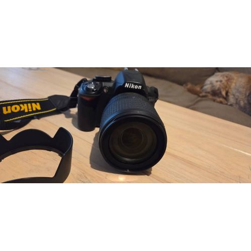 Nikon d3100 14.2 mpix + Objectif 18-105 mm