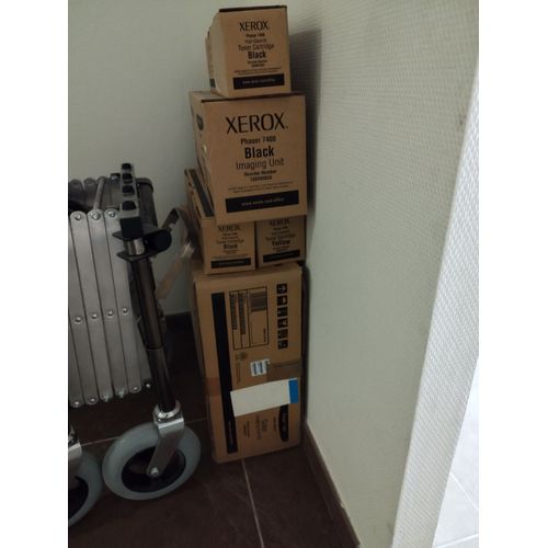 Imprimante Xerox faser7400