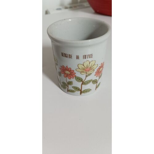 Petit pot, cache-pot en céramique