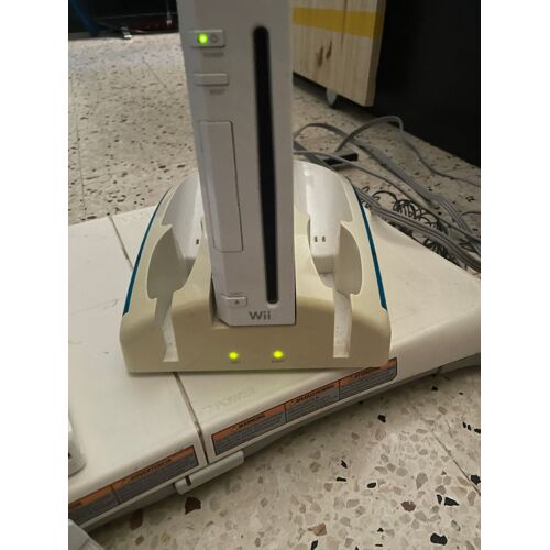 Nintendo Wii + Jeux + Accessoires