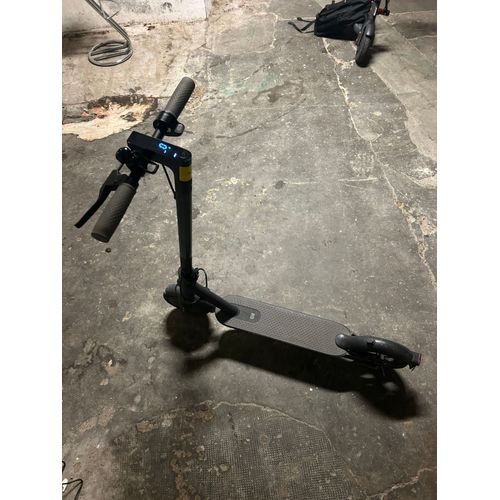 Trottinette Électrique Xiaomi Avec Le Chargeur