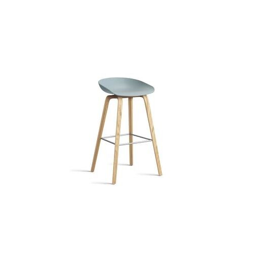 Hay - AAS 32 - Hauteur d'assise 75 cm - Standardgleiter Kunststoff - dusty blue 2.0 - vernis à base d'eau - repose-pied acier inoxydable - Bleu