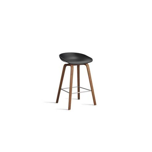 Hay - Tabouret de bar About A Stool AAS 32 noyer - black 2.0 - repose-pied acier inoxydable - Hauteur d'assise 65 cm - Filzgleiter - Noir