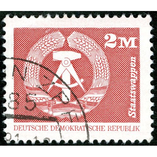 Timbre Oblitéré Deutsche Demokratische Republik, Staatswappen, 2 M