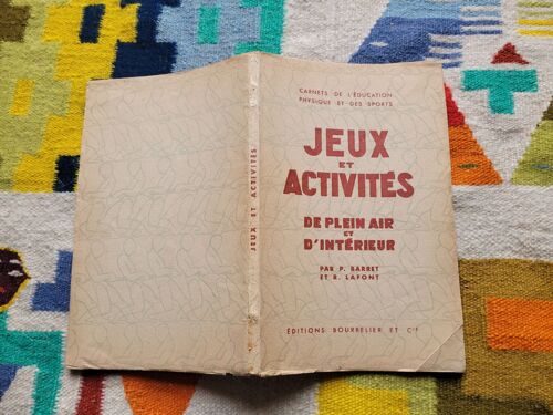 Jeux Et Activités De Plein Air Et D'intérieur
