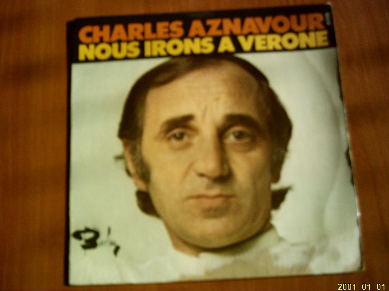 Soldes Vinyle Charles Aznavour : toutes les promos de l'hiver, image size:1280x960