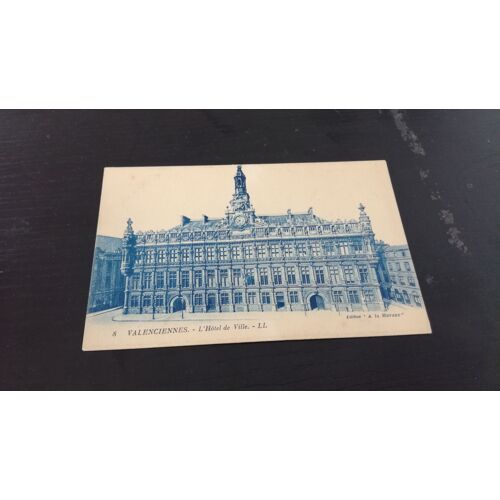 Carte Postale Valenciennes L'hôtel De Ville Ll En L'état Sur Les Photos
