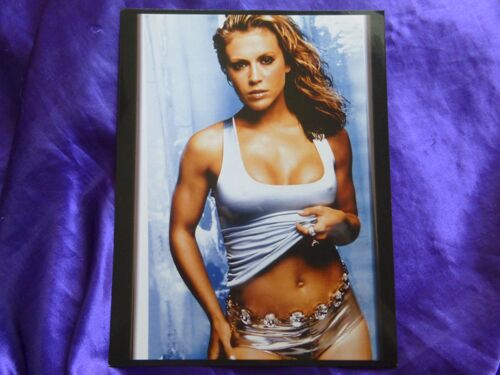 Alyssa Milano. Photo Sexy Officielle De Hollywood. 20.5x25.5 Cm. Papier Agfa Professionnel Brillant.