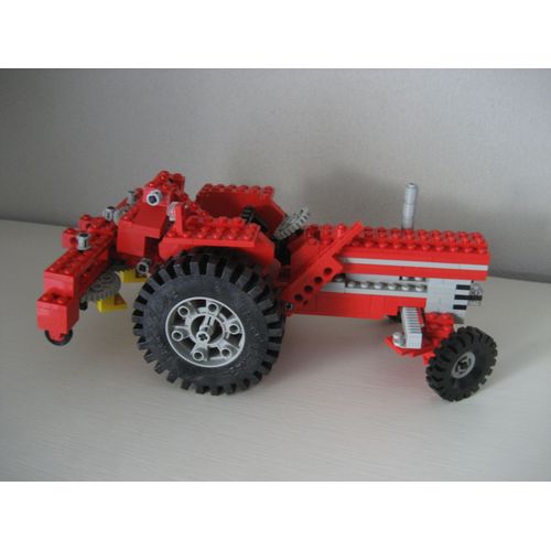 LEGO Technic set 851 Tractor