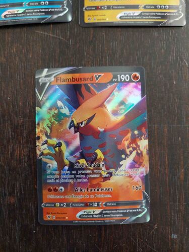 Carte Pokemon Base 190 Flambusard V / Reverse Brillante