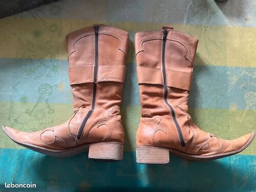 Santiags En Cuir Avec Surpiqûres Décoratives Taille 40