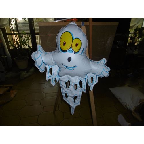FANTOME PLASTIQUE A GONFLER