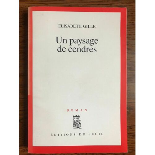 Un Paysage De Cendres Seuil