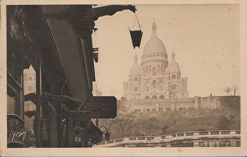 Paris - Le Sacré-Coeur Vu De La Rue Steinkerque