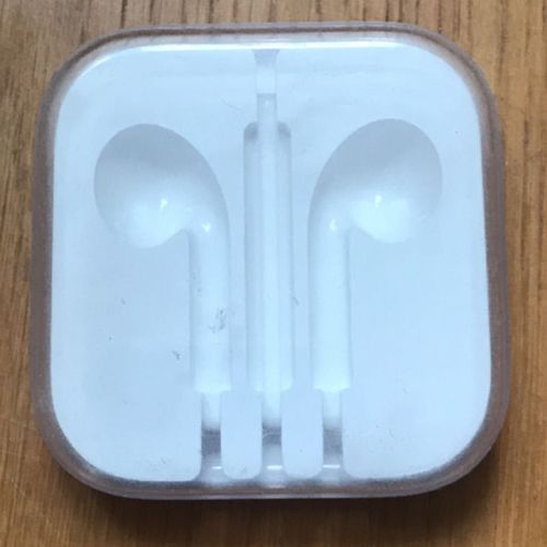 Boite écouteur apple
