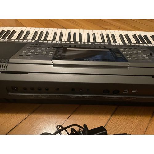 Clavier De Musique Yamaha Psr S770 Très Bon État
