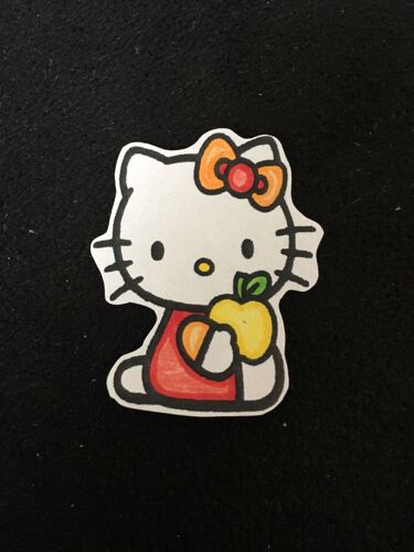 (129) Punchs Hello Kitty