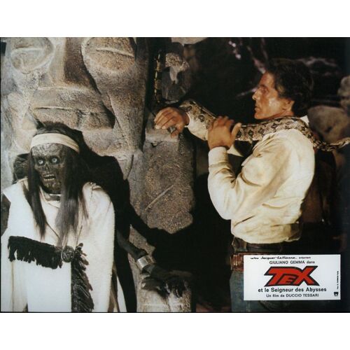 Tex Et Le Seigneur Des Abysses: Jeu De 8 Photos D'exploitation Cinématographique - Format 21x27 Cm - De Duccio Tessari Avec Giuliano Gemma, William Berger, Carlo Mucari, Isabel Russinova - 1985