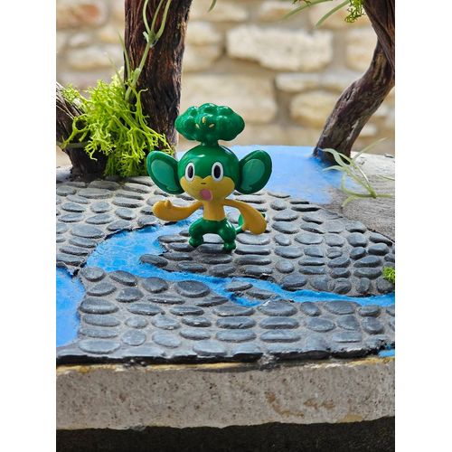 Super Figurine Pokemon Nintendo Tomy Feuillajou
