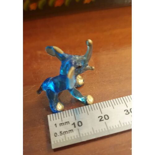 Figurine De Verre Colorée Éléphant