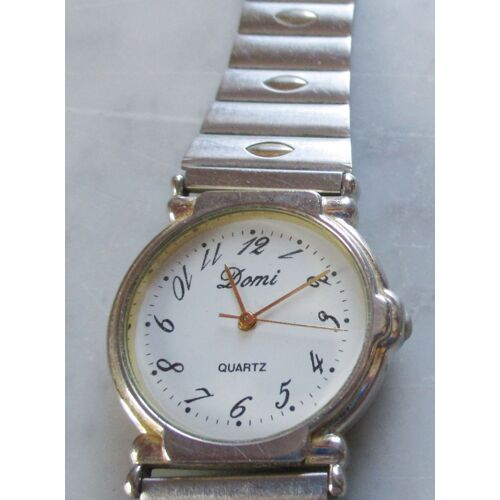 Montre Ancienne À Quartz Domi - Cadran À Aiguilles Et Chiffres Romains - Bracelet Métallique Stainless Steel 21cm (Réglable Par Déplacement Du Fermoir) - Très Peu Portée Mais Pile À Changer