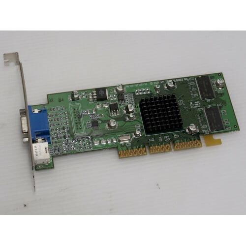 Carte graphique ATI Radeon 7000 32MB DDR AGP 2x/4x ATI 109-82100-10