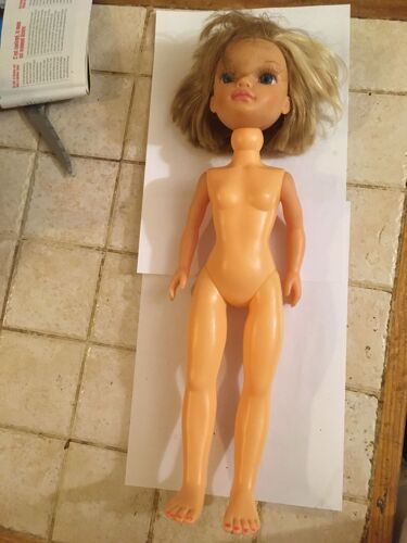 Poupée Articulée 45 Cm Fillette Marque Non Identifiée