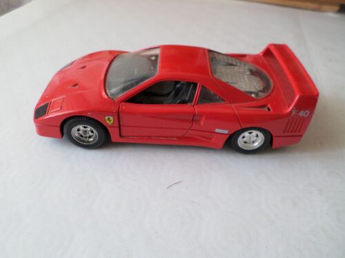 Ferrari F 40 Mira